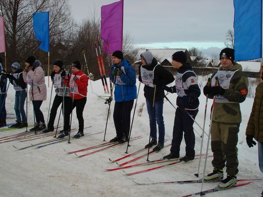 Участие в лыжном пробеге.